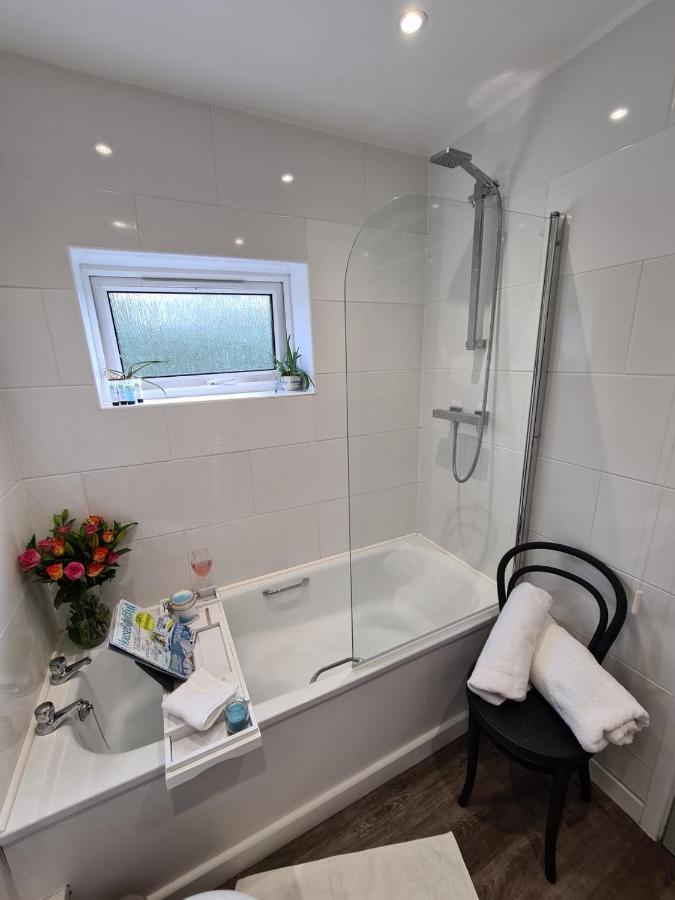 The Nook Villa Lichfield Kültér fotó